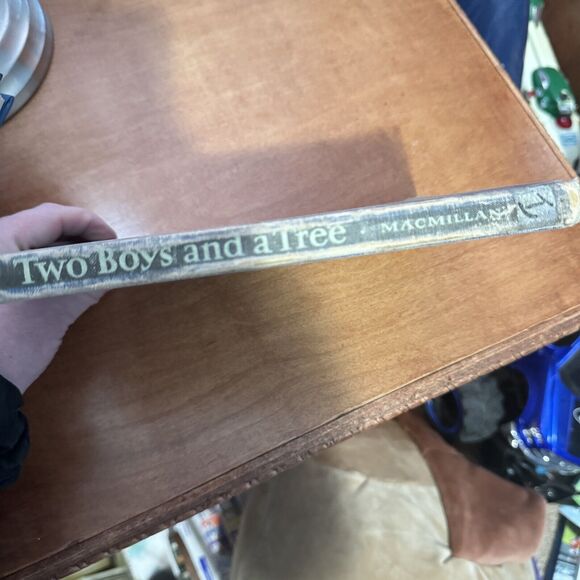 Two Boys And A Tree Gates Huber Salisbury HB 1954 VTG Macmillian Reader VGUC - Picture 4 of 4